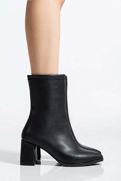 moun shoes Women's Boots Black Thick Heeled Stretch Boots