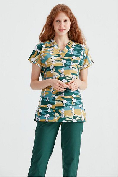 DEMOTEKS White Medical Blouse with Print - Snoopy Model