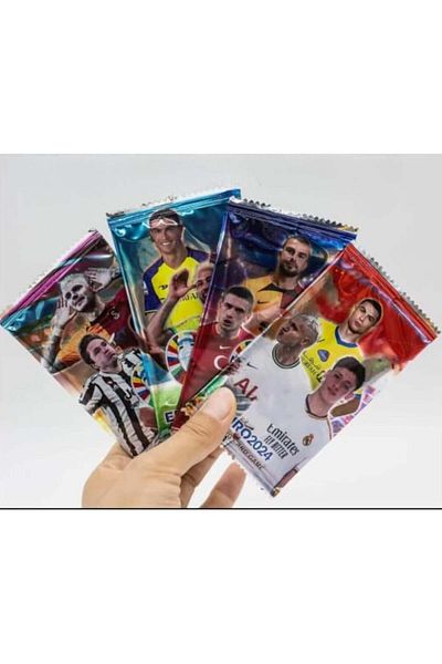 Generic World Football Trading Cards - 4-Pack