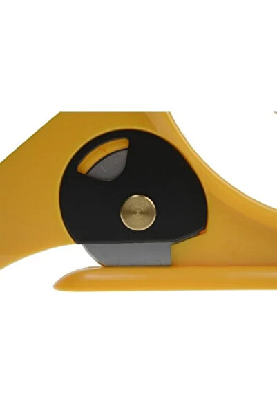 Olfa Professional Cutter for Carpet, Linoleum, Cardboard - 45mm