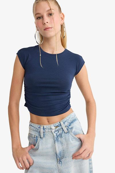 DeFacto Coool Fitted Modal Short Sleeve T-Shirt F5187Ax25Au