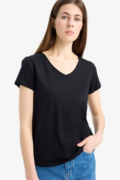 DeFacto Regular Fit V-Neck Short Sleeve T-Shirt C2058Ax24Sm