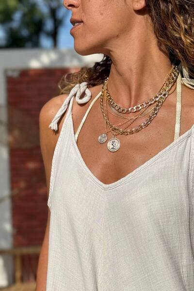 Güneşkızı 5-Piece Necklace with Chain Detail. Color Gold