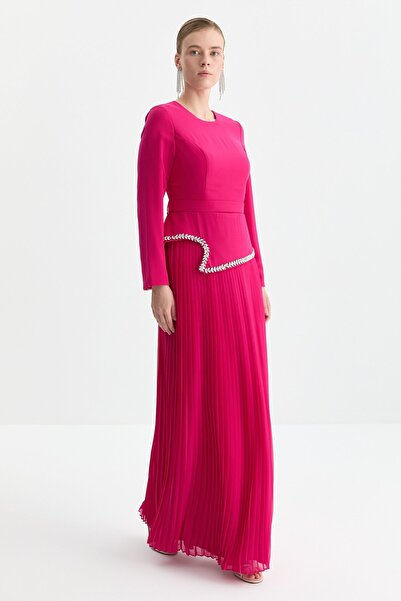 Nihan Taş Detaylı Pilise Etekli Elbise Fuşya