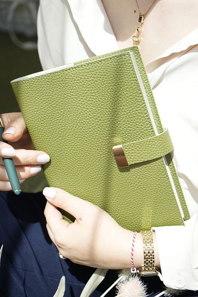 Victoria's Journals Executive Vegan Leather Notebook. A Five. 100 Grams. 240 Sheets. Edge Gilded Green