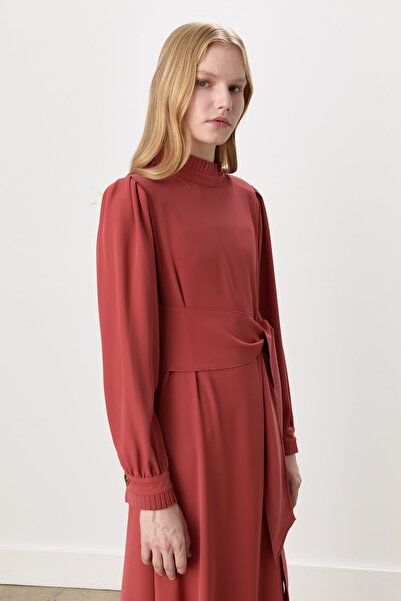 Nihan Pile Detaylı Şık Elbise Kiremit