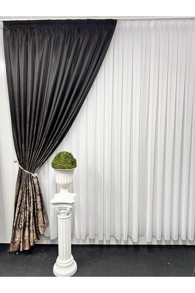 Metropolitan Concept Osaka drapery, worked on 10 cm wide rejansa