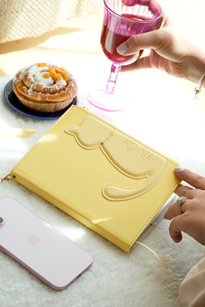 Victoria's Journals Zippered with Pocket. Notebook with Snap Vegan Cover 13X18 Cm.100 Gr. Striped