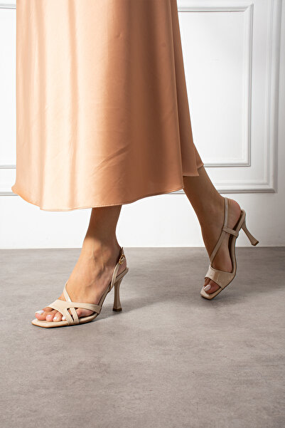 Güllü Shoes Beige Patent Leather Thin Heeled Ankle Buckle Strap Evening Dress Women's Sandals