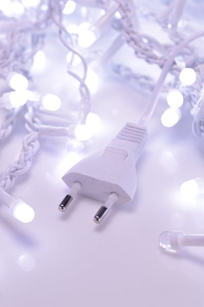 SDX Market Christmas Light Curtain Installation with Flash, 5 m x 0.8 m, 240 LEDs, Cool White, Interconnectable