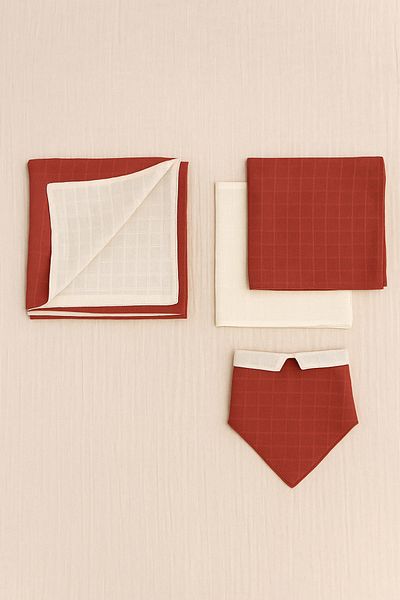ngn collection 4-Piece Muslin Baby Set – Double-Sided Muslin Cover Pique, 2 Wipes, Double-Sided Snap Mouthpiece