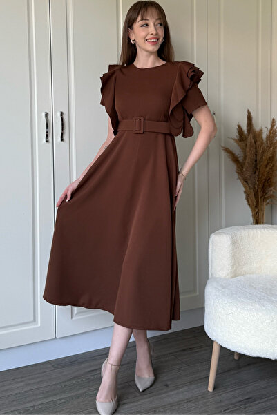 Dilay Gökoğlu Butik Καφέ φόρεμα με λεπτομέρεια βολάν με ζώνη Midi Flared
