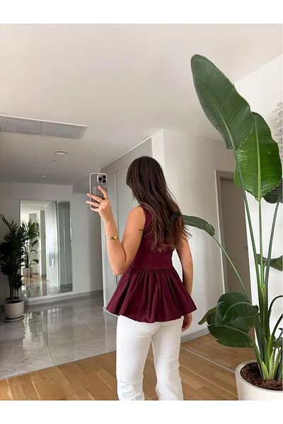 Ecenin Favorileri Belted V-Neck Blouse