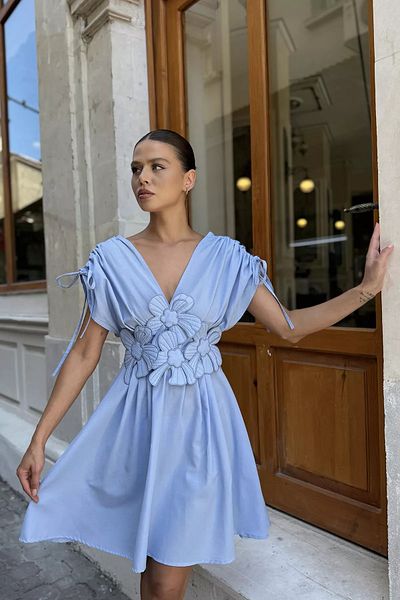 GÜLSELİ Blue Daisy Appliqued Short Dress