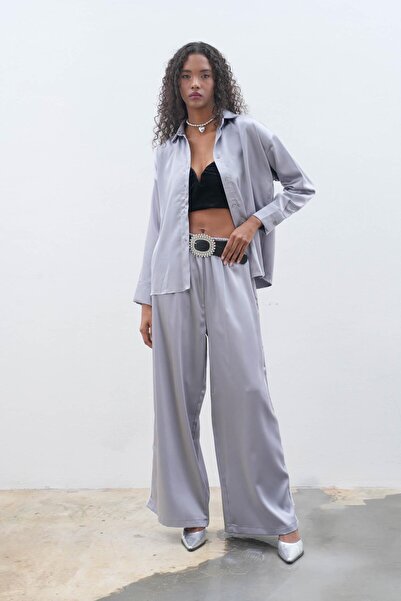 Lijuri Rosetta Satin Garnished Suit 9906