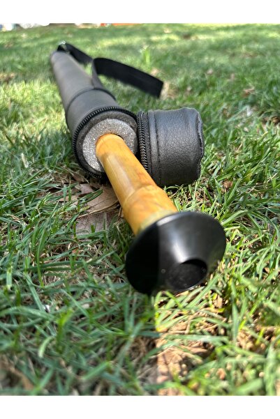 NEY ,Yıldız Ney,kılıfı ile birlikte profesyonel akort sağ el üstte (C)Do