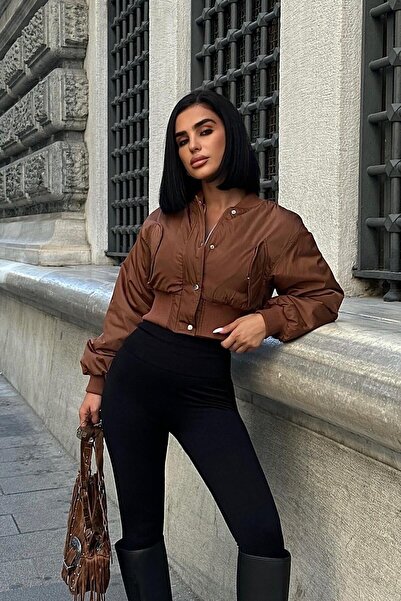 Lijuri Leyla artă un nou punct de vedere pe artă Miecka Crop Bomber Jacket 70...