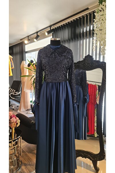 makbuleofficial Lacivert Payetli Bluz Altına Lacivert Saten Elbise