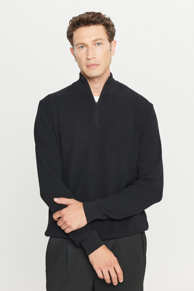 AC&Co / Altınyıldız Classics Men's Black Cotton Standard Fit Regular Cut Bato Collar Jacquard Knitwear Sweater