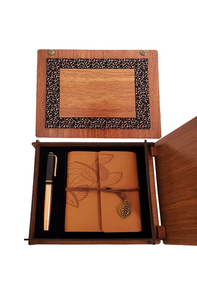 Skygo Tan Leather Notebook and Pen Set with Wooden Box