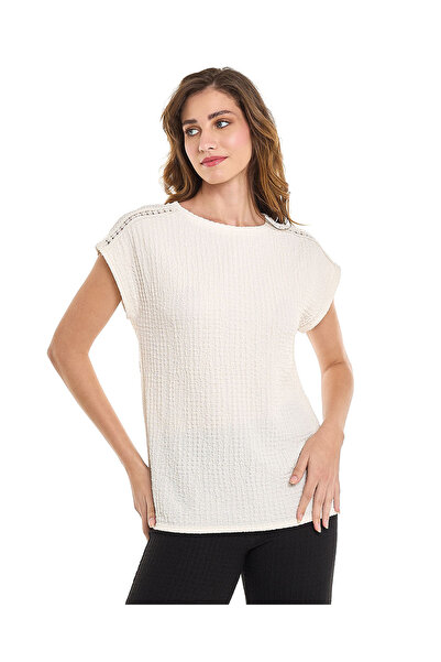 R&B بلوزة منقوشة برقبة دائرية وأكمام قصيرة