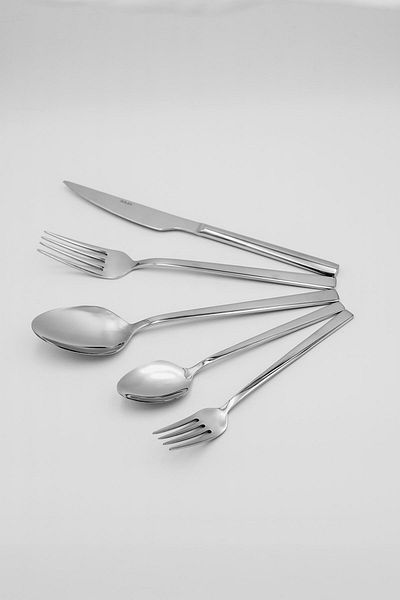 Soley |   Armas |   6-Person 30 Piece Cutlery Set