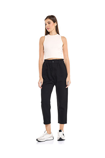 R&B Solid Tapered Fit Jeans with Button Closure