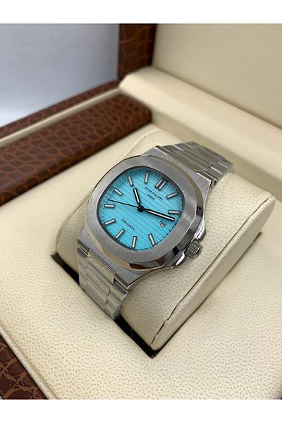 Watch Patek Philippe Men's Watch with Steel Strap, Battery Movement, and Accessories