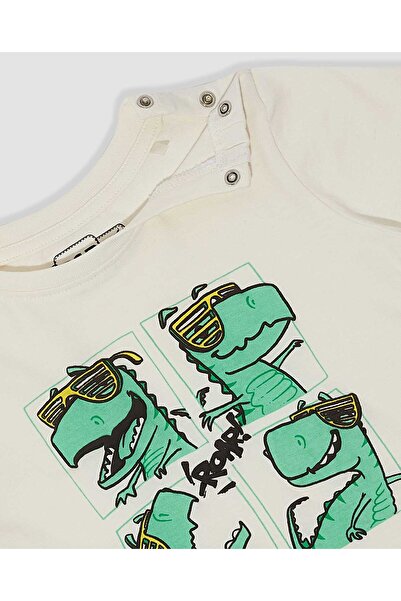 R&B Graphic Print T-Shirt with Crew Neck and Short Sleeves