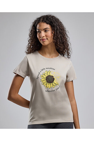 R&B Graphic Print T-Shirt with Crew Neck and Short Sleeves