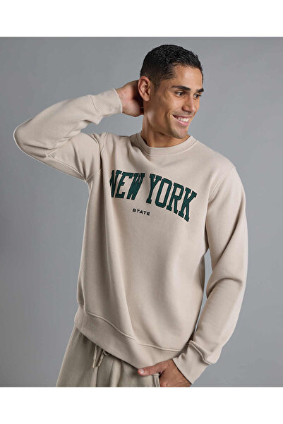 R&B Typography Print Sweatshirt with Crew Neck and Long Sleeves