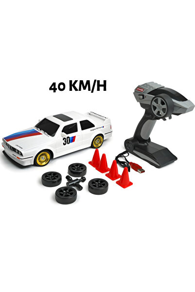 kardelen kırtasiye BMW E30 Drift 4x4 Uzaktan Kumandalı 1:16 Şarjlı Işıklı RC Araba 2.4ghz 4WD Ful Fonksiyon 40Km/s