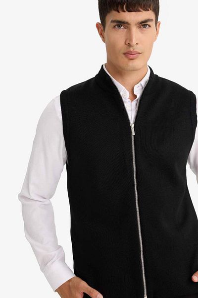 DeFacto New Season Standard Fit Stand Collar Zippered Knitwear Vest