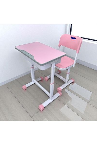 DEC43 School table with a distinctive and modern design