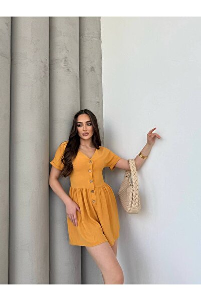 edz moda moda ve tarzın buluştuğu nokta Women's Orange Buttoned Shorts Jumpsuit Trend