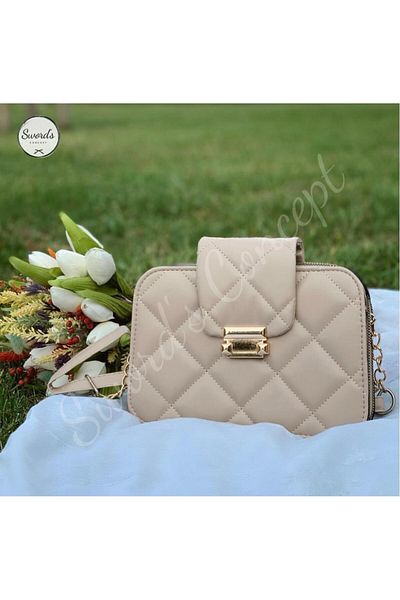 SWORDS CONCEPT Cream Bag with Buckle Faux Leather Strap