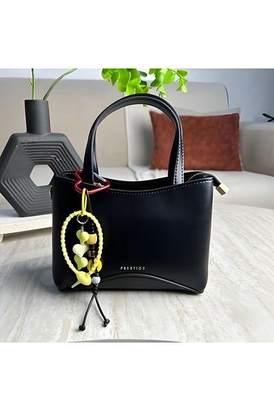 Generic PRESTIGE women's handbag with an elegant and modern design
