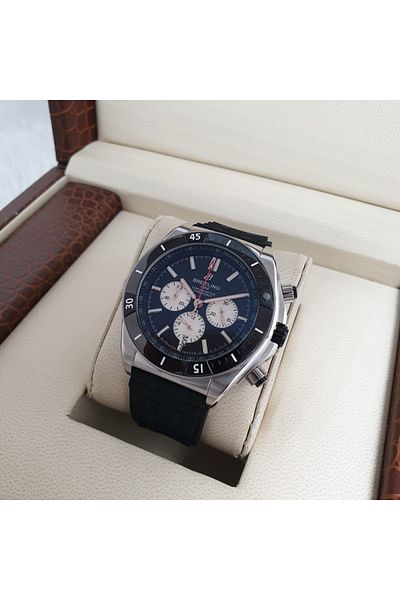 Watch Breitling Men's Watch with Steel Strap, Chronograph Battery and Accessories