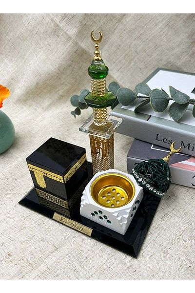 mecca Islamic Decorative Collectible with Simplified Architectural Design