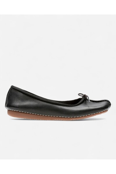 CLARKS Baleríny - Uvolněný střih