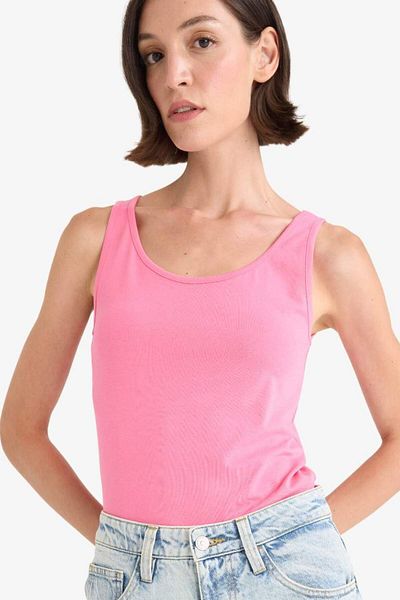 DeFacto New Season Slim Fit Slim Fit Basic Plain Round Neck Undershirt
