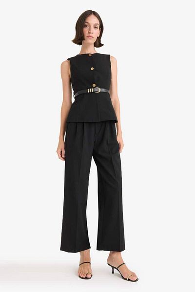 DeFacto New Season Fitted Crew Neck Vest with Belt Detail