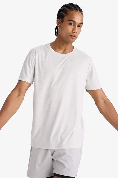 DeFacto New Season Defactofit Slim Fit Slim Fit Crew Neck Quick Drying Breathable Stretchy
