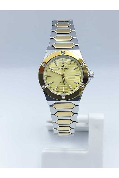 QUARTZ DIVAR JEEN Diverjen is an excellent choice for individuals looking for a stylish and high-quality watch.