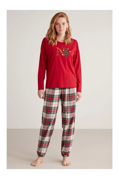 YUYİ Nautlca Circle Neck Long Sleeve Six Plaid Soft Textured Fabric Women's Pajama Set