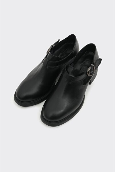 derinet Günlük Hakiki Deri Topuklu Kadın Ayakkabı