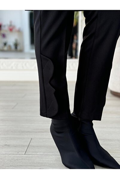 MissWhence Paça Detaylı Pantolon Siyah 36111