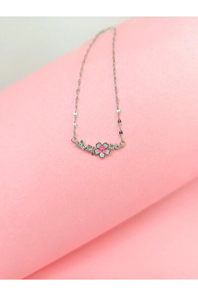 Vetrina Noir Yonca Paslanmaz Çelik Kolye