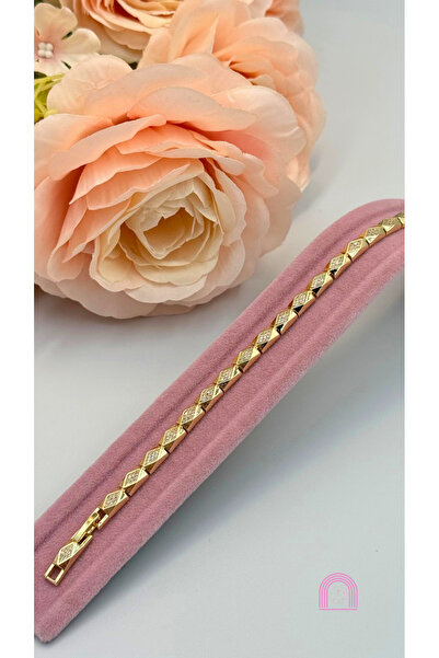 Moond Accessories سوار Xuping من الذهب بحجر مربع الشكل