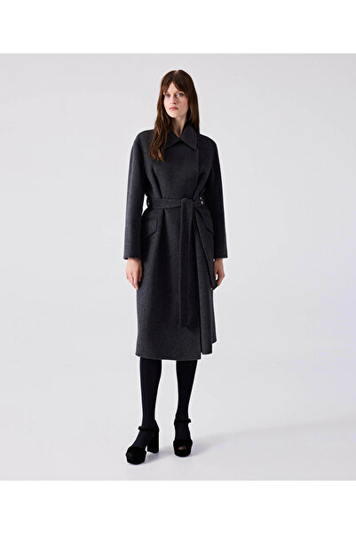 Machka Kuşaklı yün kaban